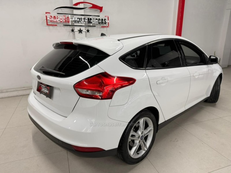 FOCUS 1.6 SE 16V FLEX 4P MANUAL - 2017 - CAXIAS DO SUL
