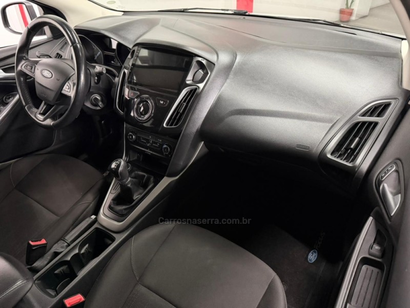 FOCUS 1.6 SE 16V FLEX 4P MANUAL - 2017 - CAXIAS DO SUL