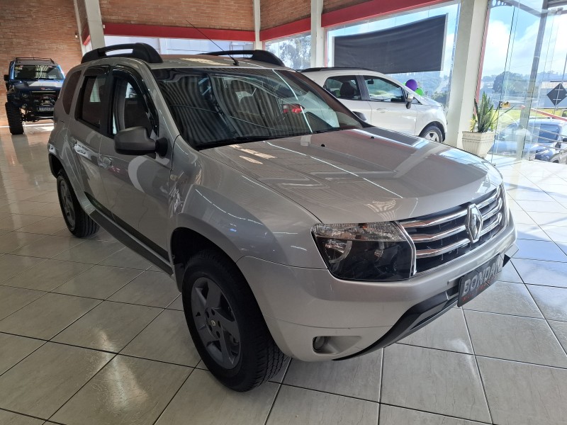 DUSTER 2.0 TECH ROAD 4X2 16V FLEX 4P MANUAL - 2015 - FARROUPILHA