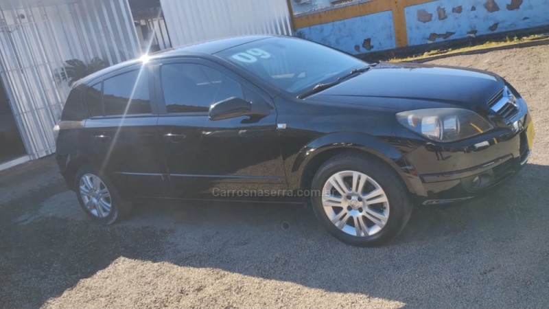 VECTRA 2.0 SFI GT-X HATCH 8V FLEX 4P MANUAL - 2009 - SAPIRANGA