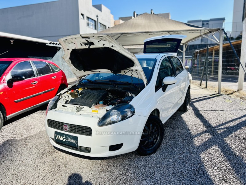 PUNTO 1.4 ATTRACTIVE 8V FLEX 4P MANUAL - 2011 - CAXIAS DO SUL
