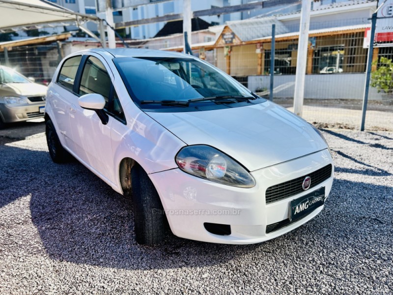 PUNTO 1.4 ATTRACTIVE 8V FLEX 4P MANUAL - 2011 - CAXIAS DO SUL