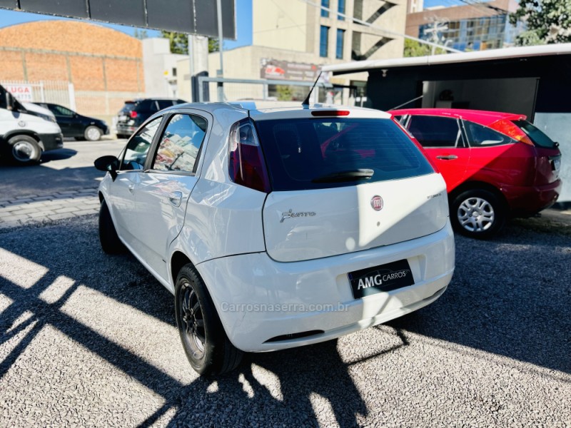 PUNTO 1.4 ATTRACTIVE 8V FLEX 4P MANUAL - 2011 - CAXIAS DO SUL