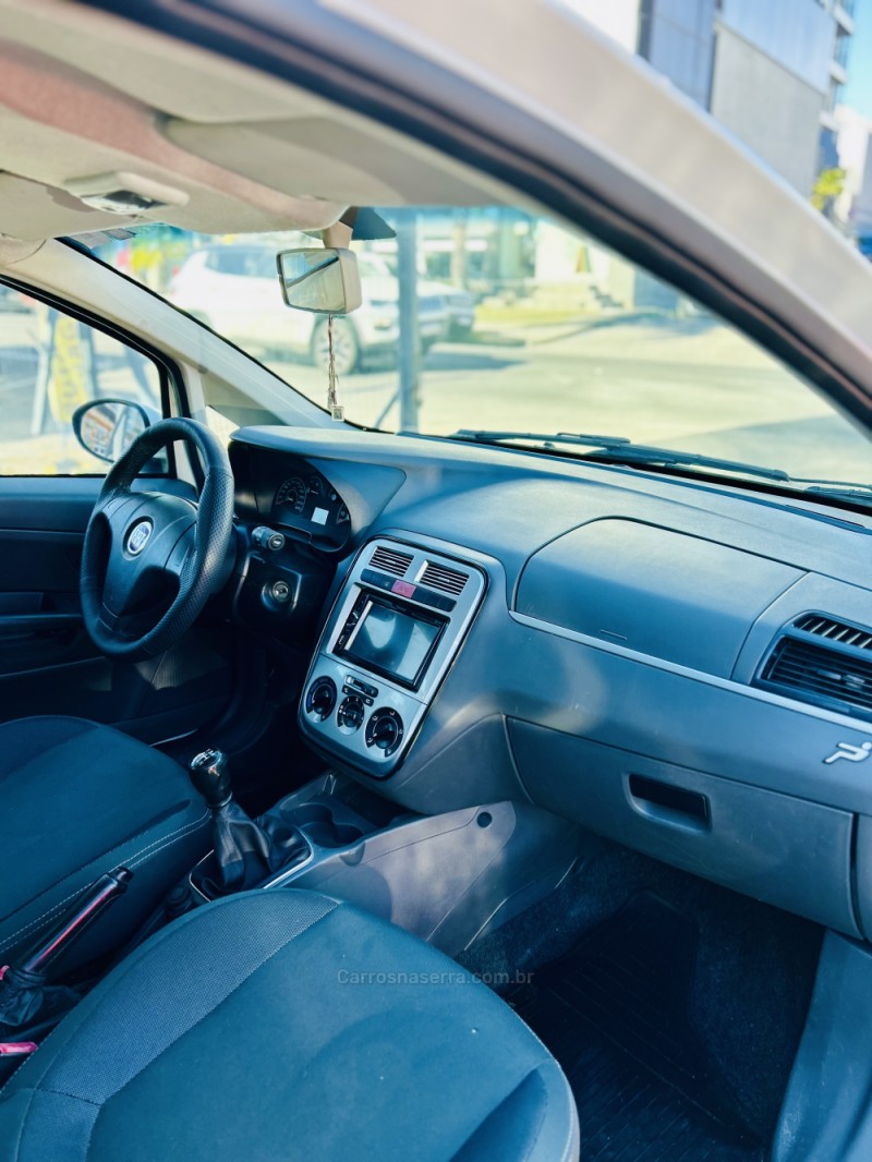 PUNTO 1.4 ATTRACTIVE 8V FLEX 4P MANUAL - 2011 - CAXIAS DO SUL