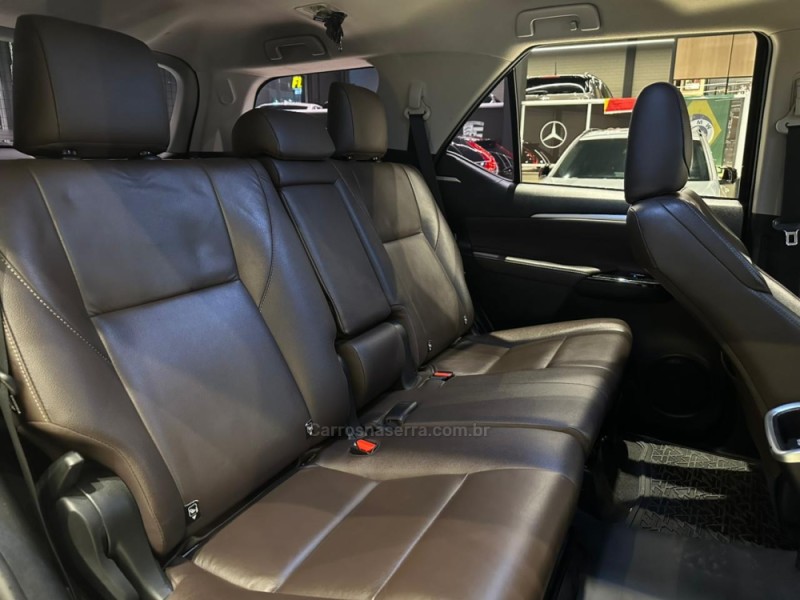 HILUX SW4 2.8 SRX 4X4 16V TURBO INTERCOOLER DIESEL 4P AUTOMÁTICO - 2019 - CAXIAS DO SUL