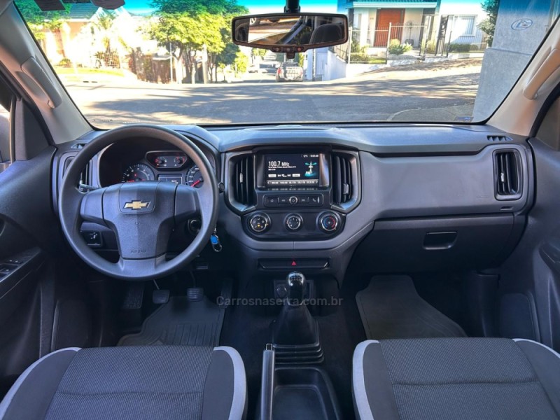 S10 2.5 ADVANTAGE 4X2 CD FLEX 4P MANUAL - 2017 - VENâNCIO AIRES