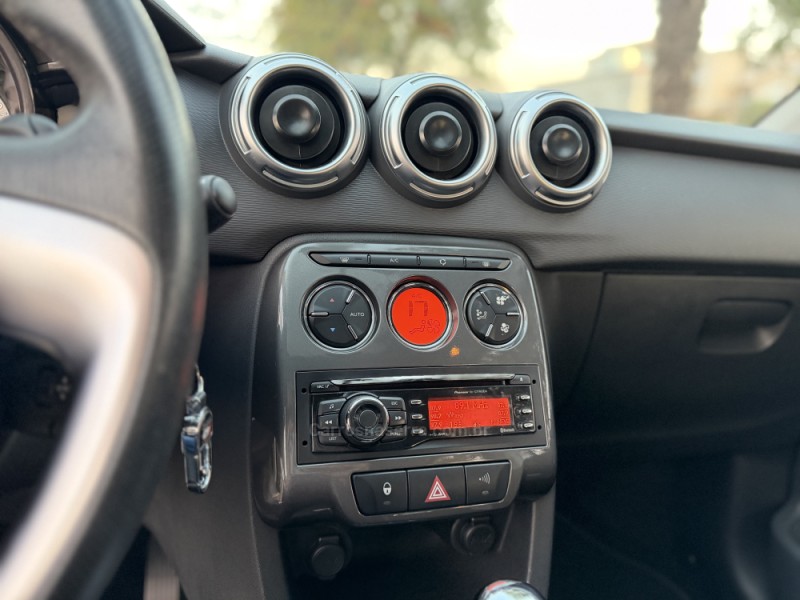 C3 1.6 EXCLUSIVE 16V FLEX 4P AUTOMÁTICO - 2015 - CASCA