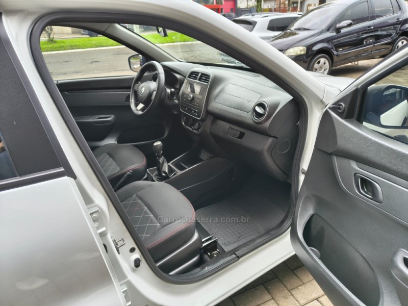 KWID 1.0 12V SCE FLEX ZEN MANUAL - 2022 - NOVO HAMBURGO
