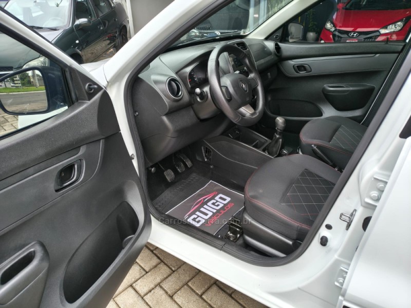 KWID 1.0 12V SCE FLEX ZEN MANUAL - 2022 - NOVO HAMBURGO