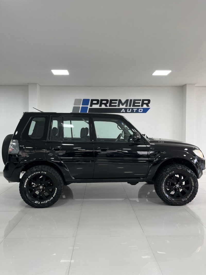 PAJERO TR4 2.0 4X4 16V 140CV FLEX 4P AUTOMÁTICO - 2012 - CAXIAS DO SUL