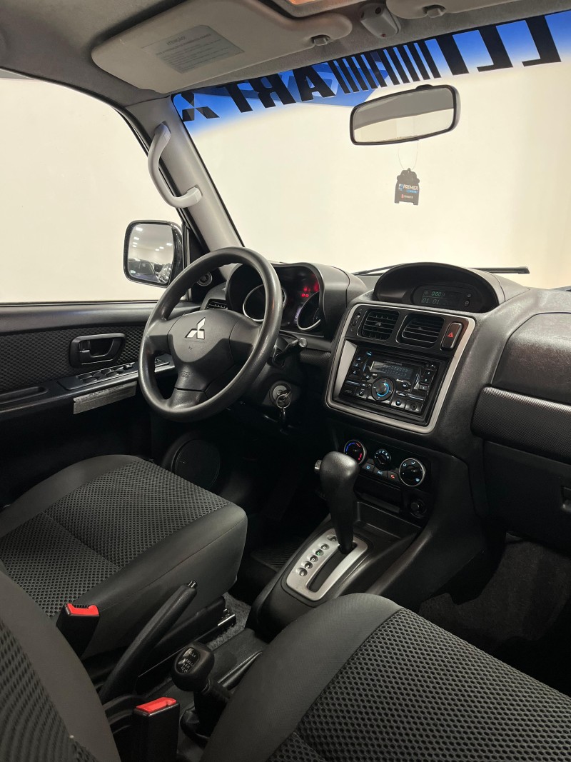 PAJERO TR4 2.0 4X4 16V 140CV FLEX 4P AUTOMÁTICO - 2012 - CAXIAS DO SUL