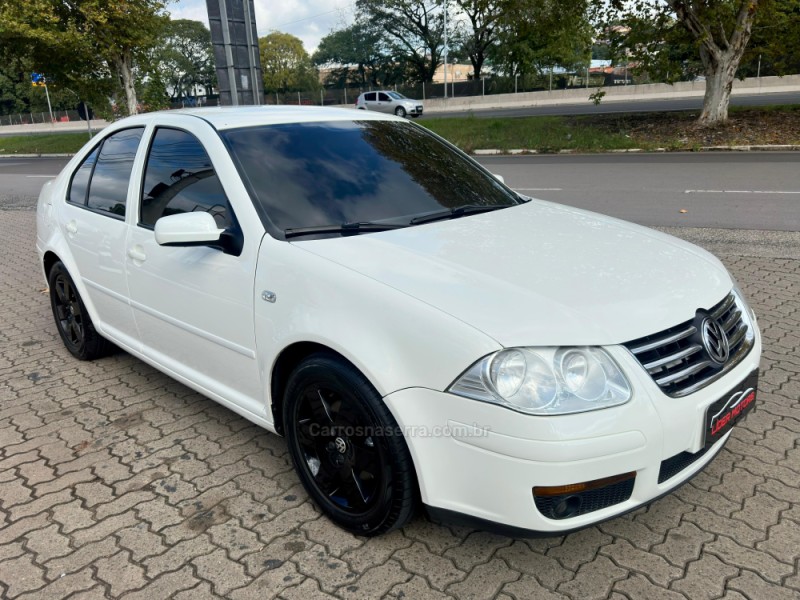 BORA 2.0 MI 8V GASOLINA 4P AUTOMÁTICO - 2008 - ESTâNCIA VELHA