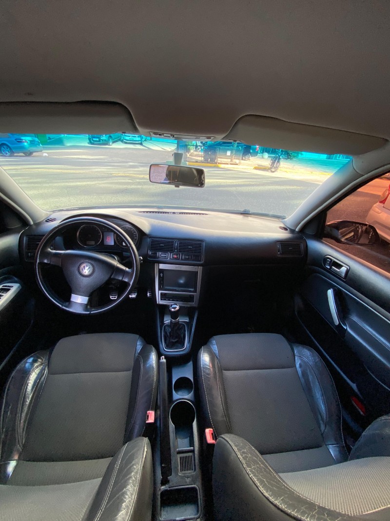 GOLF 1.6 MI TECH 8V FLEX 4P MANUAL - 2009 - CAXIAS DO SUL
