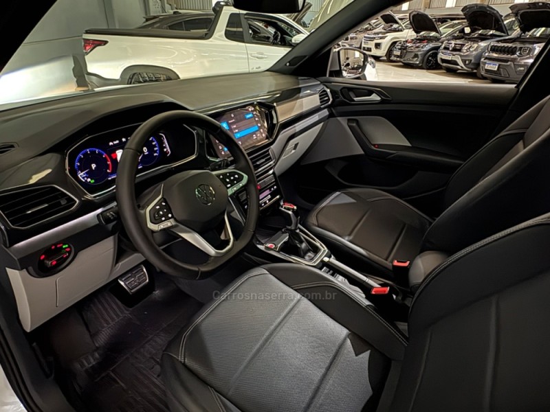 T-CROSS 1.4 HIGHLINE TSI 16V FLEX 4P AUTOMÁTICO - 2022 - BENTO GONçALVES
