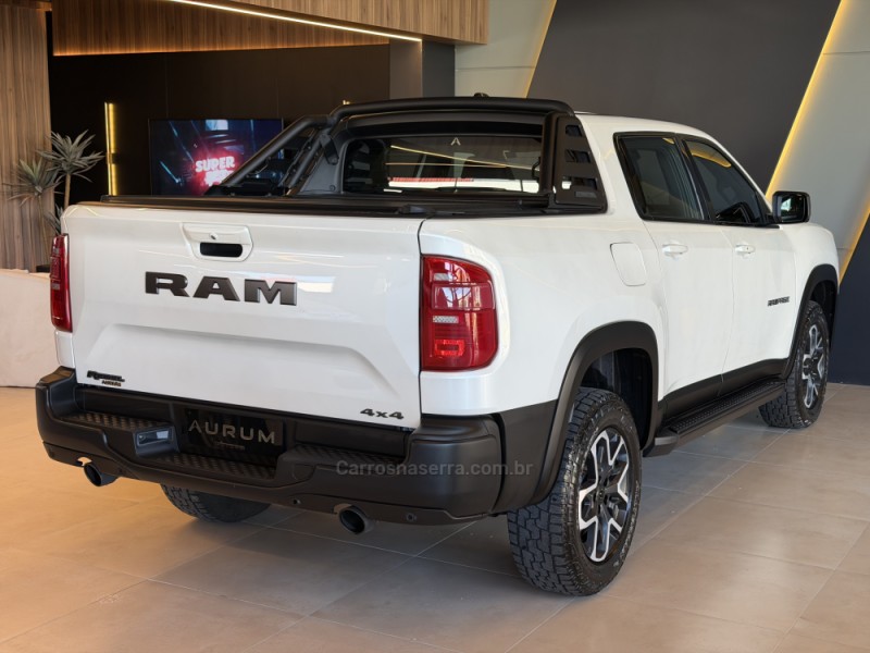 RAMPAGE 2.0 HURRICANE REBEL 4 4X4 TURBO GASOLINA 4P AUTOMÁTICO - 2024 - CAXIAS DO SUL