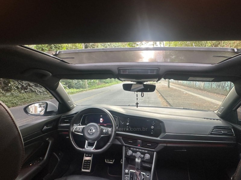 JETTA 2.0 16V TSI GLI 350 GASOLINA 4P AUTOMÁTICO - 2021 - TAPEJARA