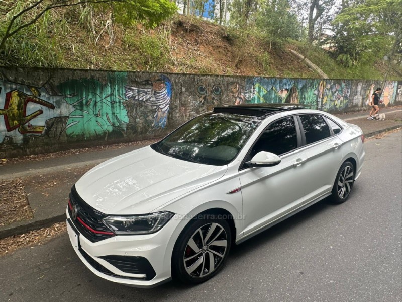 jetta 2.0 16v tsi gli 350 gasolina 4p automatico 2021 tapejara