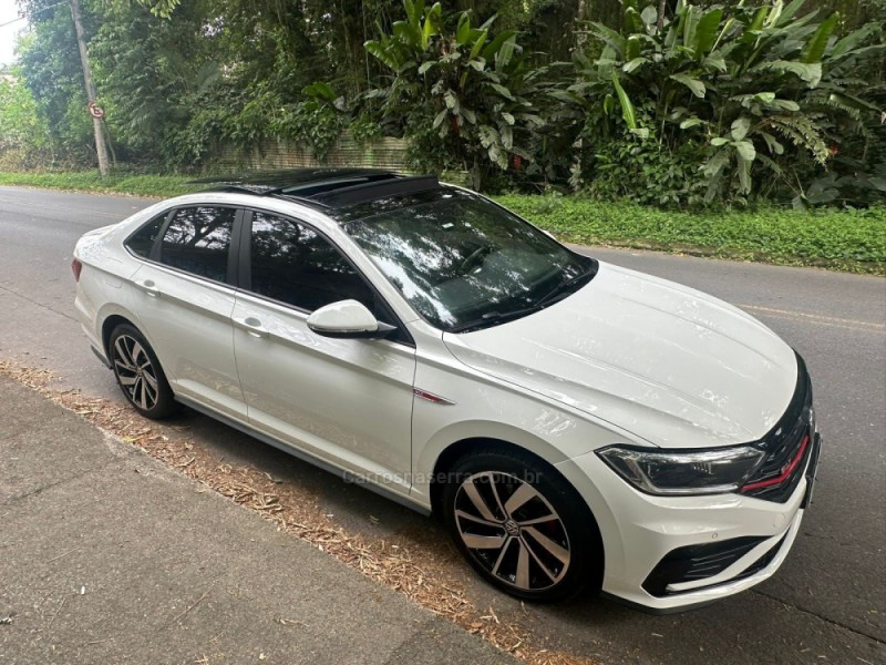 JETTA 2.0 16V TSI GLI 350 GASOLINA 4P AUTOMÁTICO - 2021 - TAPEJARA