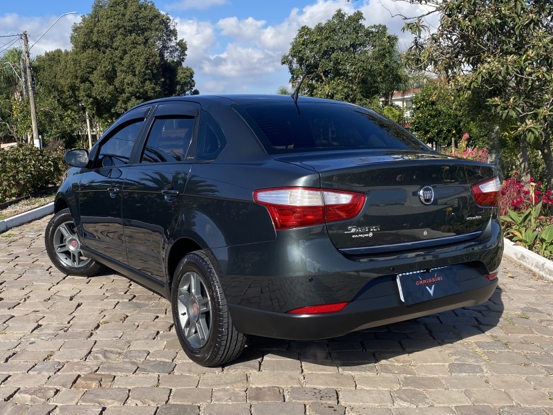 GRAND SIENA 1.4 MPI ATTRACTIVE 8V FLEX 4P MANUAL - 2013 - CARLOS BARBOSA