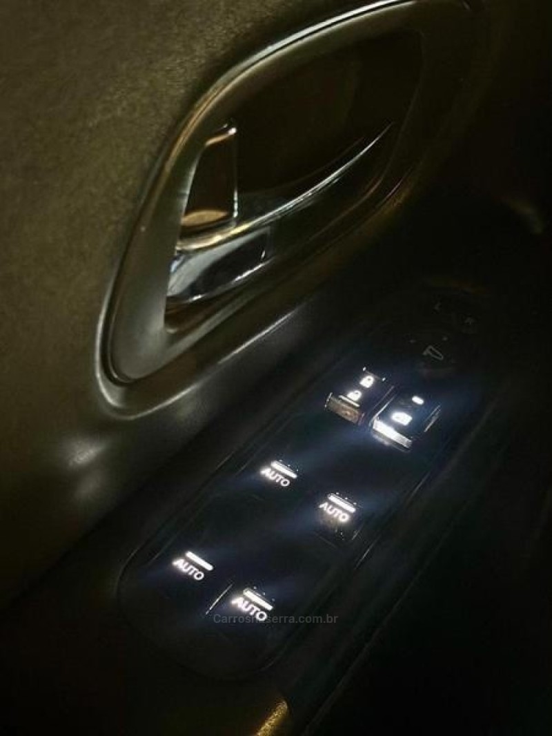 HR-V 1.8 16V FLEX EXL 4P AUTOMÁTICO - 2017 - LAJEADO