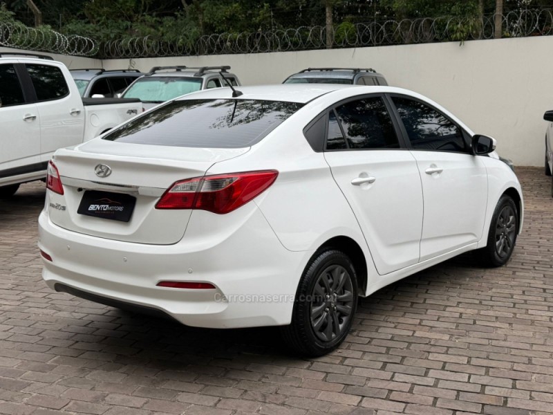HB20S 1.0 COMFORT 12V FLEX 4P MANUAL - 2016 - BENTO GONçALVES