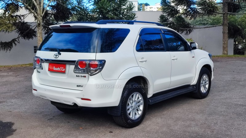 HILUX SW4 3.0 SRV 4X4 16V TURBO INTERCOOLER DIESEL 4P AUTOMÁTICO - 2013 - FARROUPILHA