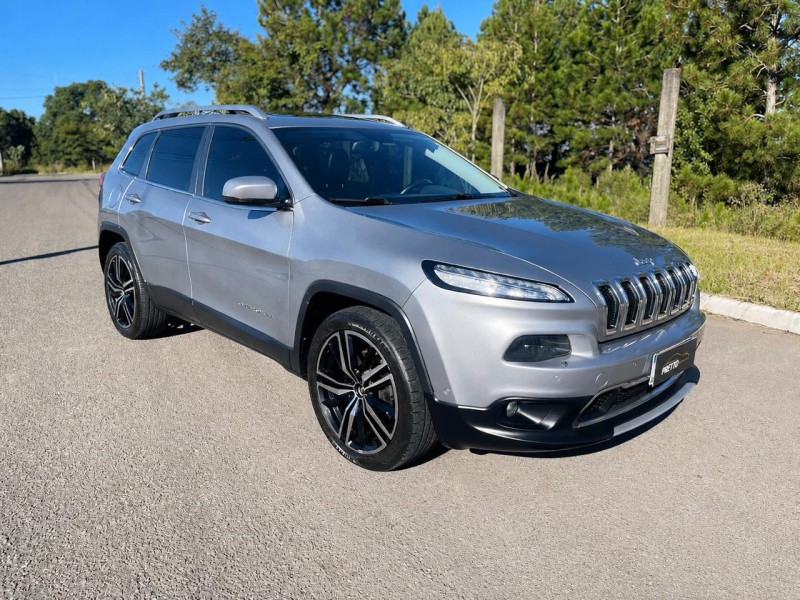 cherokee 3.2 limited 4x4 v6 24v gasolina 4p automatico 2014 bento goncalves