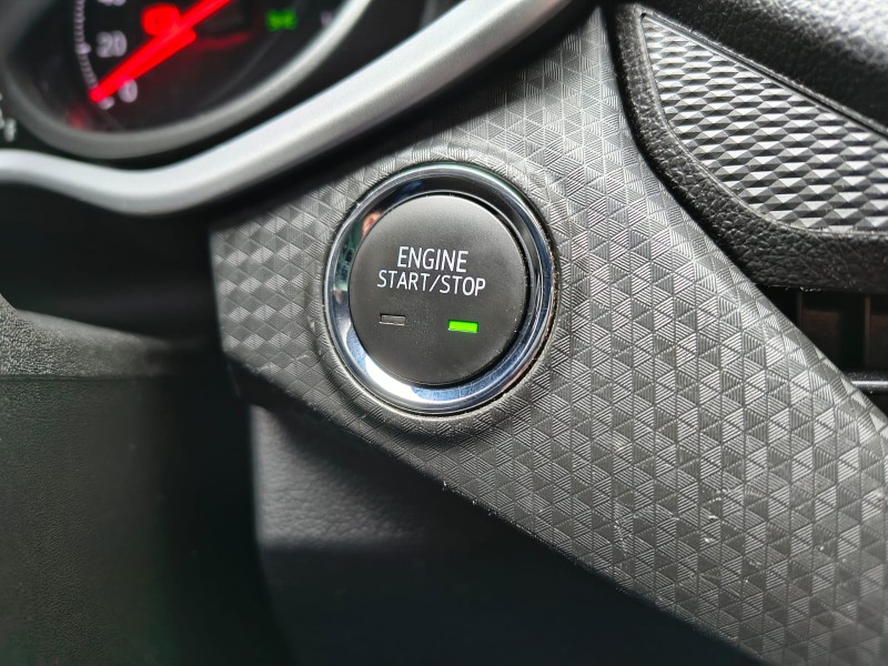 ONIX 1.0 LT 12V FLEX 4P MANUAL - 2023 - DOIS IRMãOS