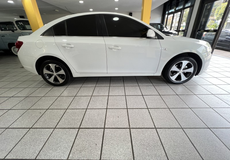 CRUZE 1.8 LT 16V FLEX 4P AUTOMÁTICO - 2014 - CAXIAS DO SUL
