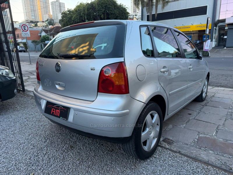 POLO 1.6 MI 8V GASOLINA 4P MANUAL - 2003 - CAXIAS DO SUL