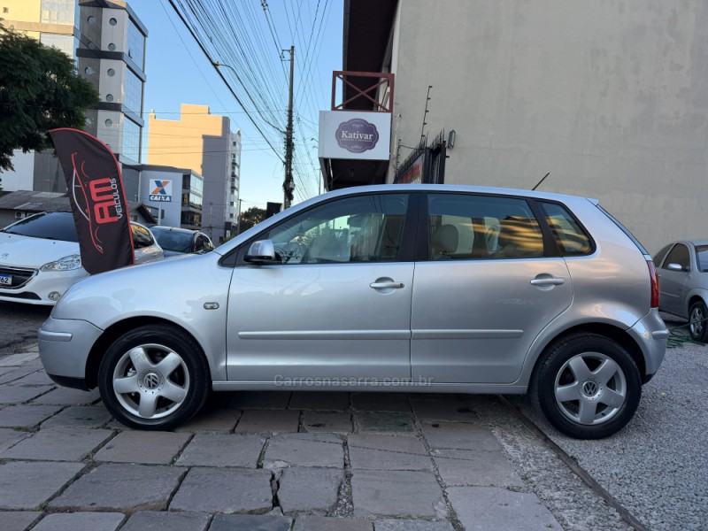 POLO 1.6 MI 8V GASOLINA 4P MANUAL - 2003 - CAXIAS DO SUL