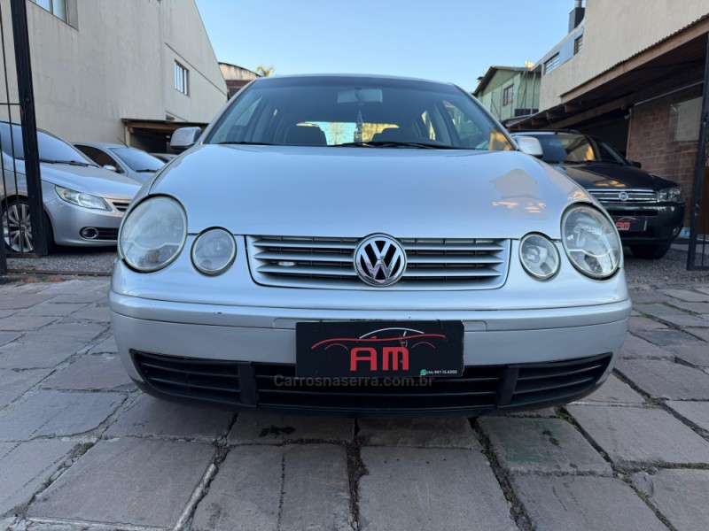 POLO 1.6 MI 8V GASOLINA 4P MANUAL - 2003 - CAXIAS DO SUL