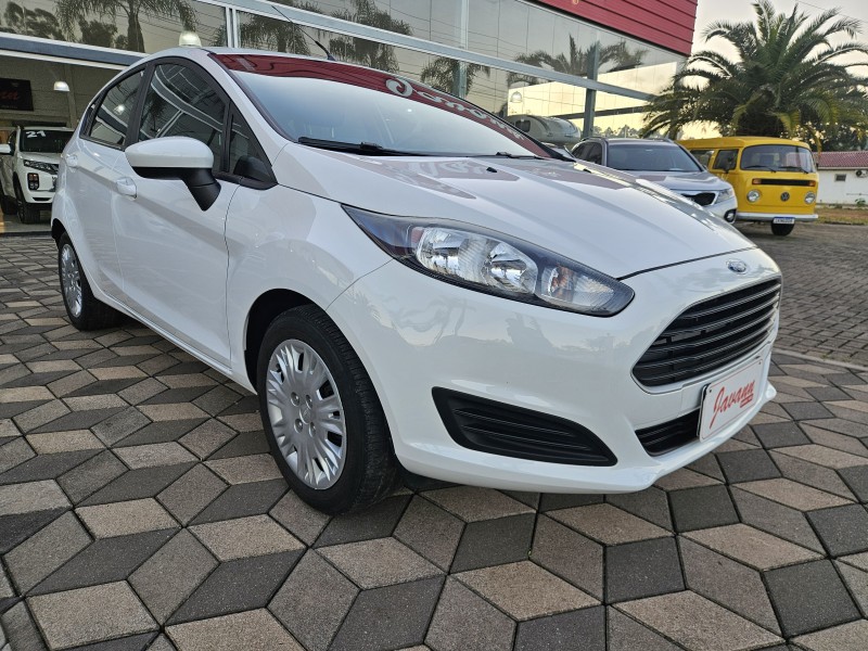 fiesta 1.5 s hatch 16v flex 4p manual 2016 bom principio