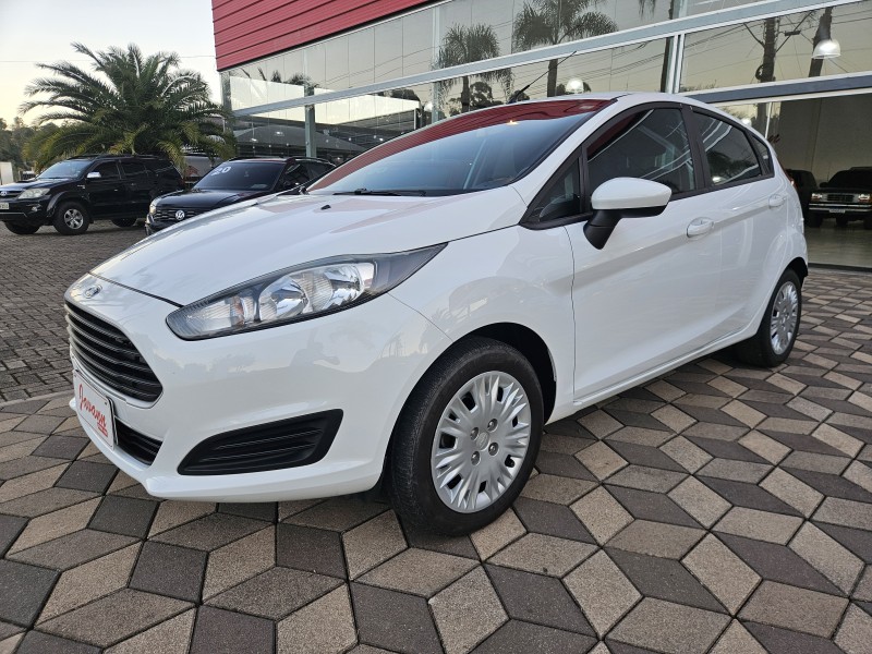 FIESTA 1.5 S HATCH 16V FLEX 4P MANUAL - 2016 - BOM PRINCíPIO