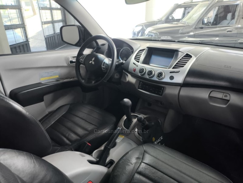 L200 TRITON 3.2 HPE 4X4 CD 16V TURBO INTERCOOLER DIESEL 4P AUTOMÁTICO - 2013 - CAXIAS DO SUL