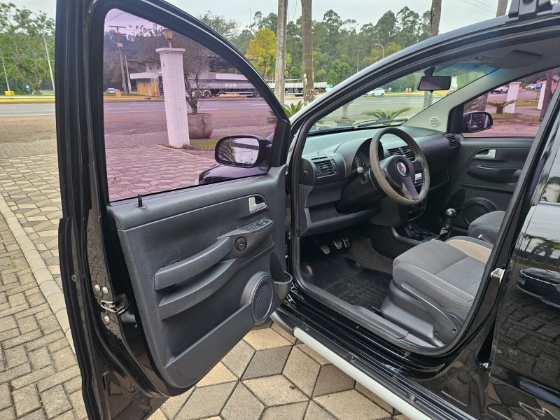 CROSSFOX 1.6 MI FLEX 8V 4P MANUAL - 2008 - BOM PRINCíPIO