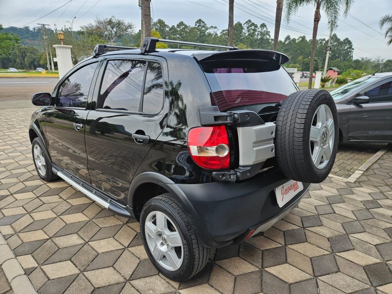 CROSSFOX 1.6 MI FLEX 8V 4P MANUAL - 2008 - BOM PRINCíPIO