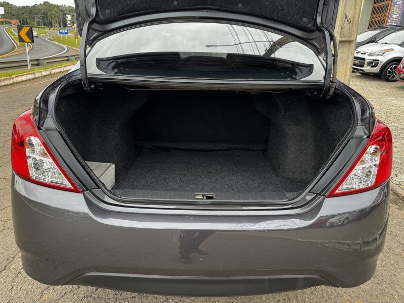 VERSA 1.6 16V FLEX SV 4P XTRONIC - 2018 - DOIS IRMãOS