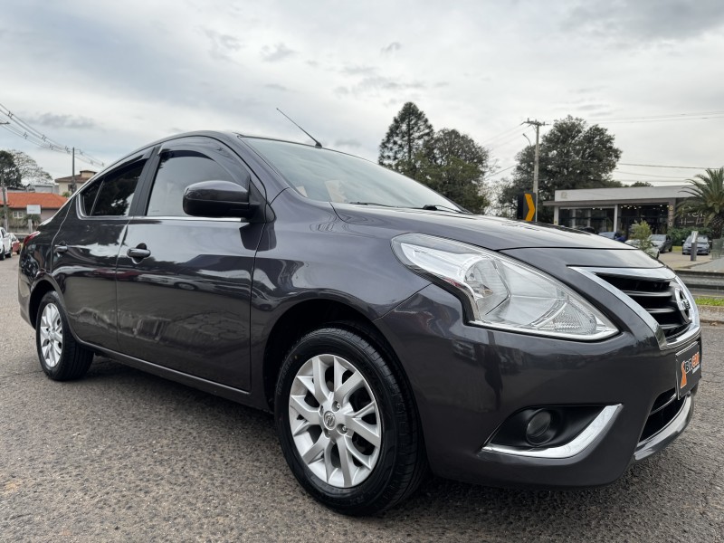 VERSA 1.6 16V FLEX SV 4P XTRONIC - 2018 - DOIS IRMãOS
