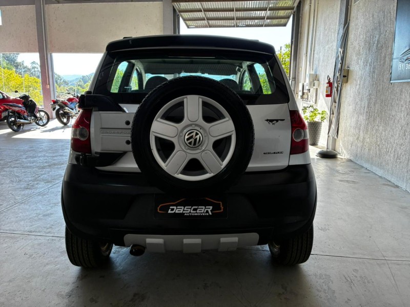 CROSSFOX 1.6 MI FLEX 8V 4P MANUAL - 2007 - BOM PRINCíPIO