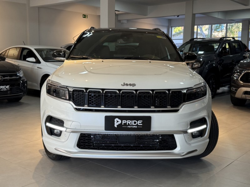 COMMANDER 1.3 OVERLAND T270 16V 4X2 TURBO FLEX 4P AUTOMÁTICO - 2023 - CAXIAS DO SUL