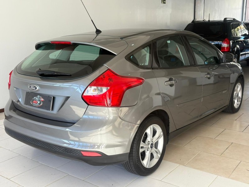 FOCUS 1.6 SE HATCH 16V FLEX 4P AUTOMÁTICO - 2014 - BENTO GONçALVES