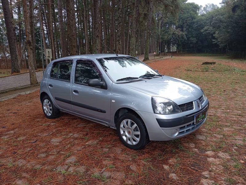CLIO 1.0 EXPRESSION 16V HI-FLEX 4P MANUAL - 2005 - CAXIAS DO SUL