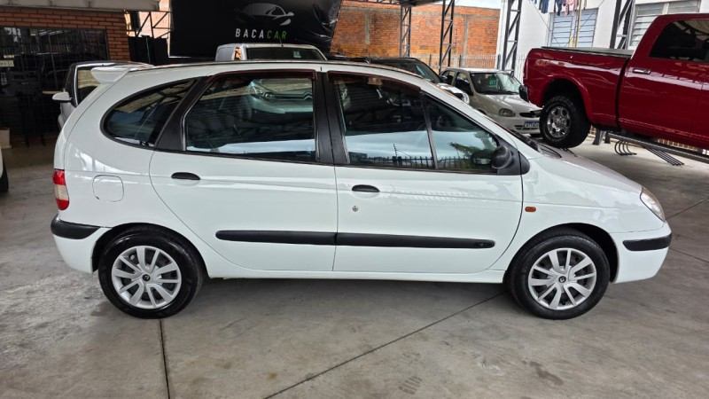 SCÉNIC 1.6 RT 16V GASOLINA 4P MANUAL - 2002 - CAXIAS DO SUL