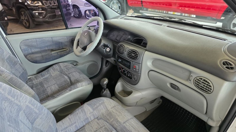 SCÉNIC 1.6 RT 16V GASOLINA 4P MANUAL - 2002 - CAXIAS DO SUL