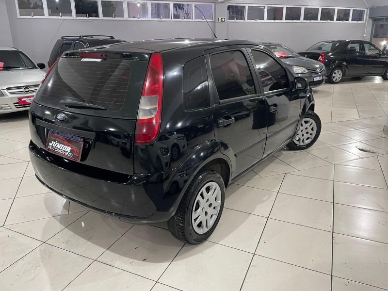 FIESTA 1.0 MPI 8V GASOLINA 4P MANUAL - 2004 - CAXIAS DO SUL
