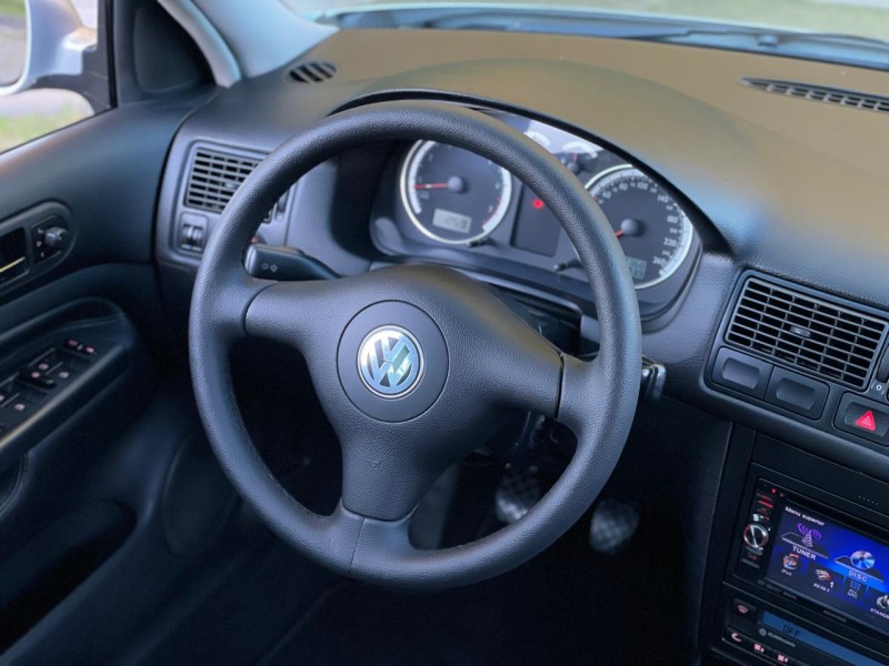 GOLF 1.6 MI GENERATION 8V GASOLINA 4P MANUAL - 2006 - FARROUPILHA