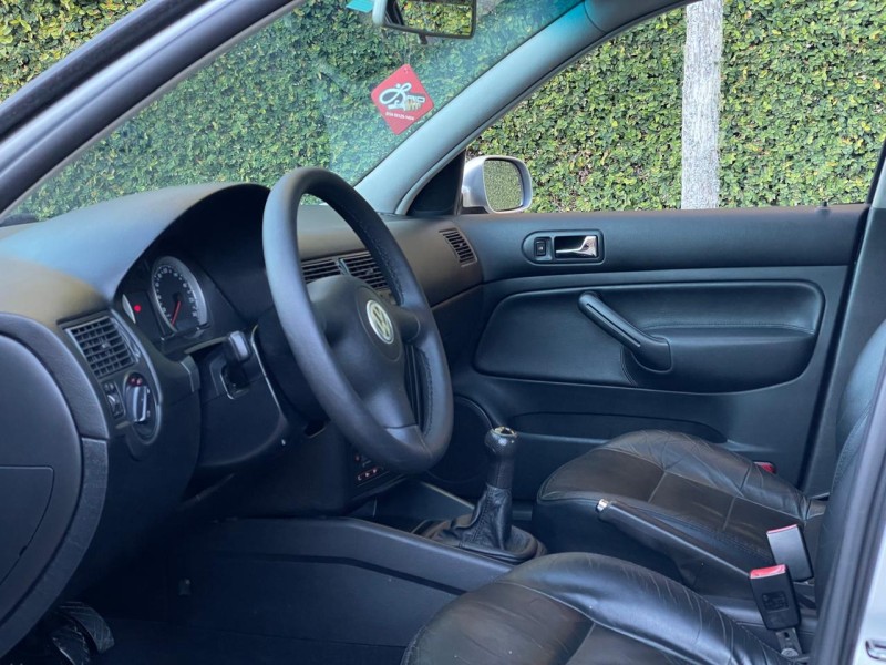 GOLF 1.6 MI GENERATION 8V GASOLINA 4P MANUAL - 2006 - FARROUPILHA