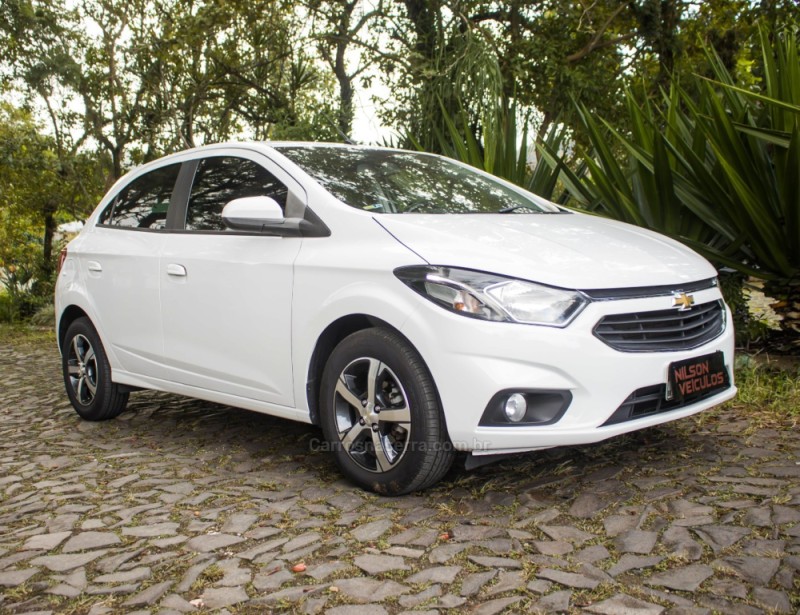 ONIX 1.4 MPFI LTZ 8V FLEX 4P MANUAL - 2017 - NOVO HAMBURGO