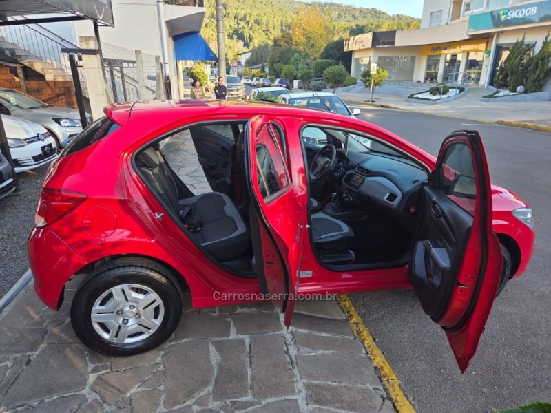 ONIX 1.0 MPFI LT 8V FLEX 4P MANUAL - 2015 - PICADA CAFé